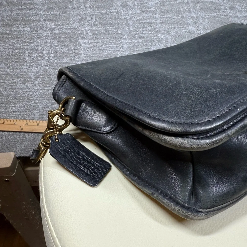 Vintage 70s Rare Coach Penny Pocket Clasp Front Crossbody Leather Purse Bag Y2K - Picture 8 of 11